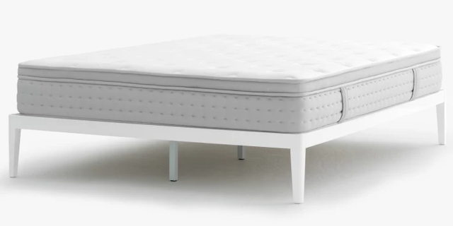 Noa Lite mattress on Mattress Zone Canada